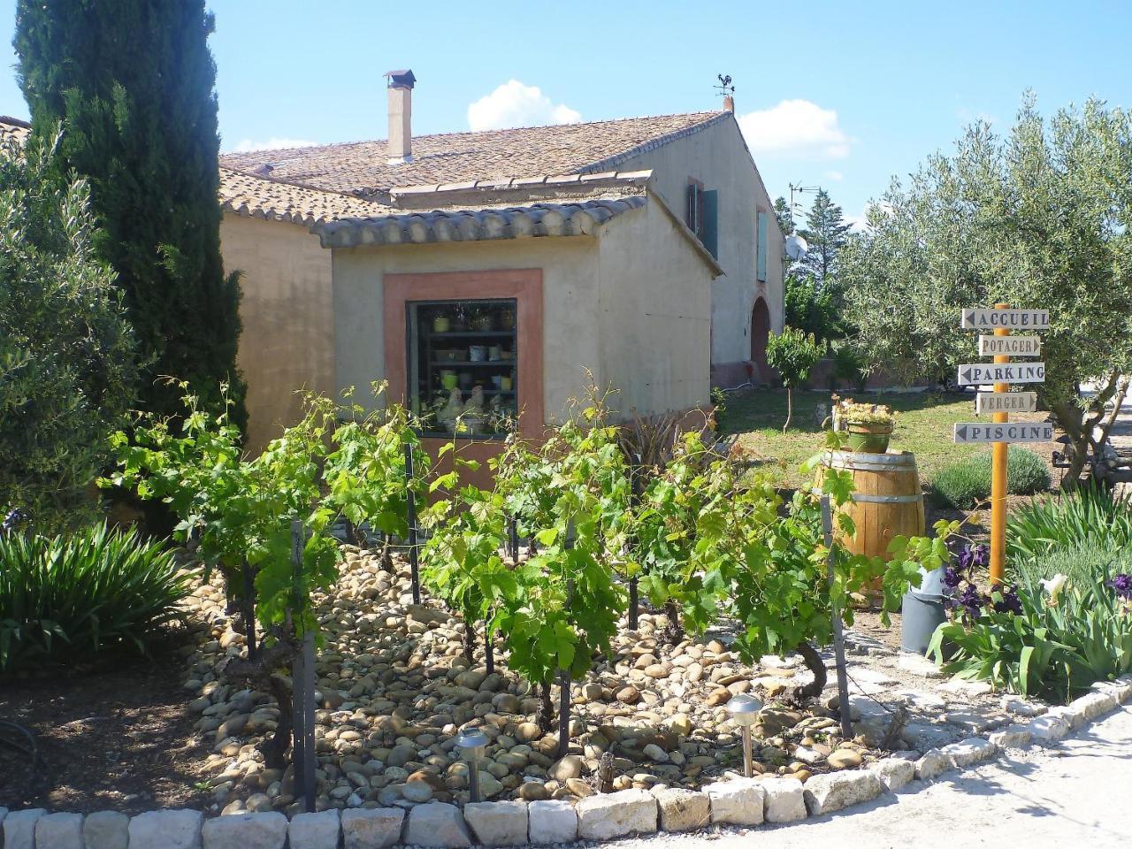 Le Mas De Gleyzes B&B De Charme Lédenon Exteriér fotografie